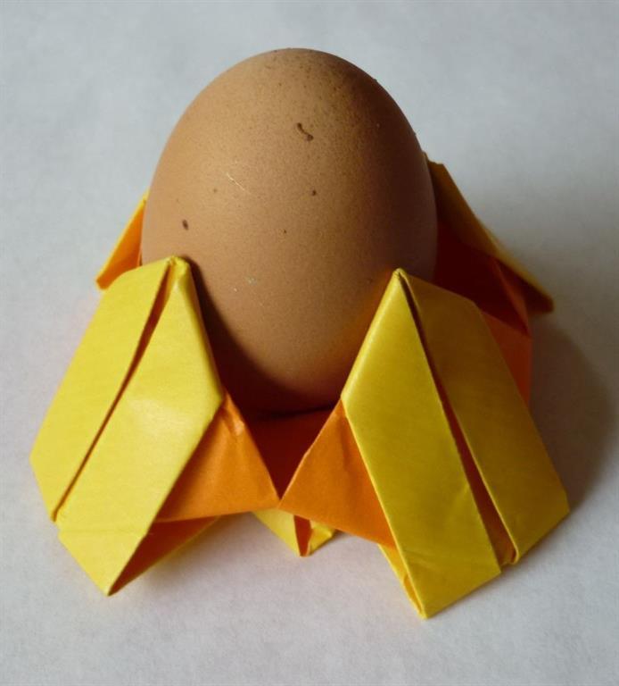 Origami-Eierbecher